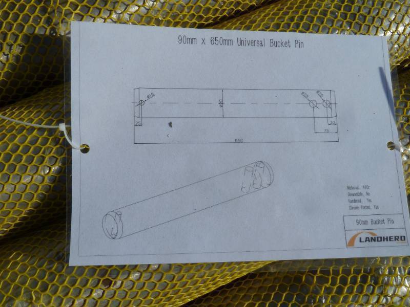 Landherd Excavator Bucket Pins 90mm x 650mm