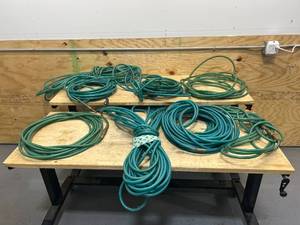lot 122 image: Lot of 38 Air Hoses and Extensions