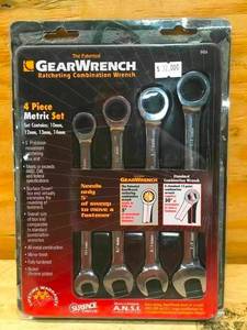 lot 23 image: Gearwrench Ratcheting Combination Wrench 4 Piece Set