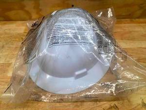 lot 73 image: Jackson Brand Hard Hat