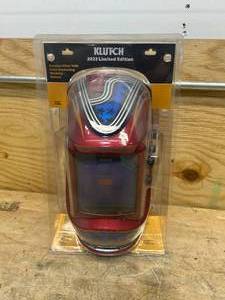 lot 59 image: Klutch Monsterview 1400 Auto-Darkening Welding Helmet Model # 114898