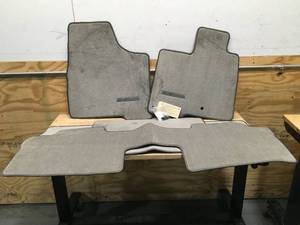 lot 144 image: Toyota Sienna Stone 7PNGR Floor Mats Parts # PT206-0808R-12