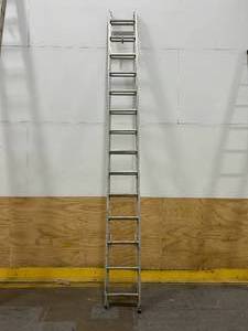 lot 151 image: KELLER Extension Ladder