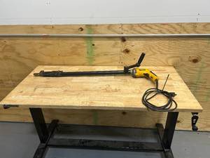 lot 158 image: DEWALTQD PRO Auto-Feed Screw Driving Tool