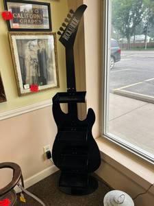 lot 16 image: Guitar Theme Shelving Unit