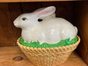 lot 56 image: Ceramic Nesting Bunny