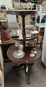 lot 67 image: Antique 3 Tier Table