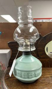lot 106 image: Green Hurricane Lamp
