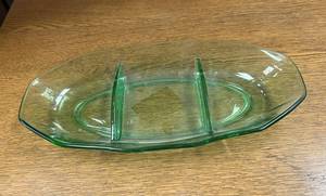 lot 112 image: Uranium Glass Divided Relish Tray
