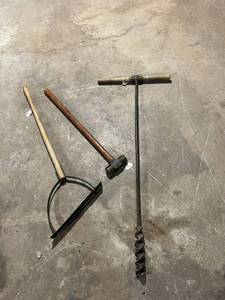 lot 288 image: Vintage Long Handle Tools