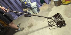 lot 236 image: Vintage Long Handle Tool