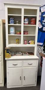 lot 350 image: Vintage Cupboard