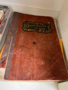 lot 355 image: Cookbooks