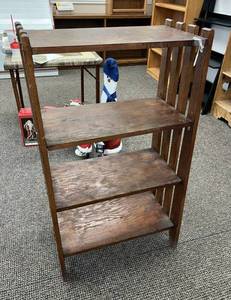 lot 356 image: 4 Shelf Bookshelf