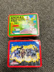 lot 401 image: Metal Lunchboxes