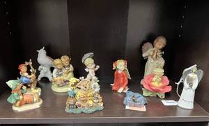 lot 404 image: Shelf of Figurines