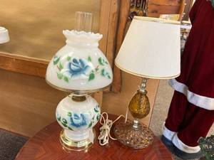 lot 430 image: Table Lamps