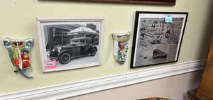 lot 435 image: Planters & 2 Pieces Artwork - Sinclair Mobile Jamestown ND Photo