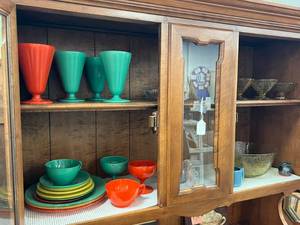 lot 449 image: Everything on 2 Shelves - Colored Dishware, Federal Medrid