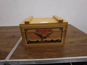 lot 31 image: Vintage Hi-Power Shot Shells Wooden Crate