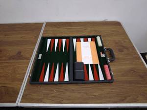 lot 51 image: Deluxe Backgammon Set in Faux Leather Case
