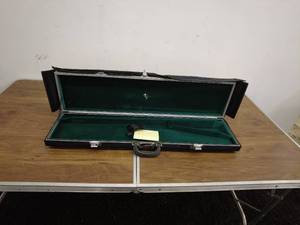 lot 59 image: Black Rifle Gun Case with Velvet Lining and Keys