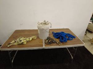 lot 82 image: Assorted Ropes and Bungees Lot
