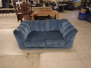 lot 88 image: Vintage Blue Upholstered Sofa