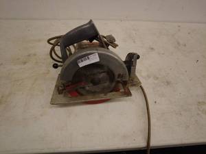 lot 236 image: Montgomery Ward 7 12 Heavy Duty Circular Saw 2 HP