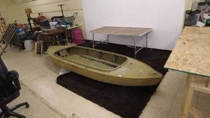 lot 120 image: Vintage Alumacraft Canoe