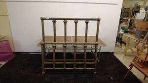 lot 158 image: Vintage Metal Bed Frame with Brass Accents