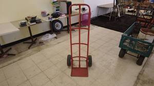 lot 163 image: Heavy Duty Red Hand TruckDolly
