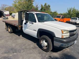 2006 Chevrolet 3500 WT Flatbed...LOW MILES