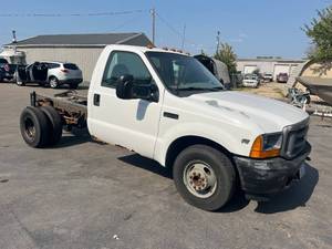2001 Ford F-350 Dually Cab and Chassis