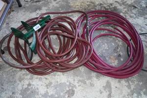 Air Hoses with Storage Racks