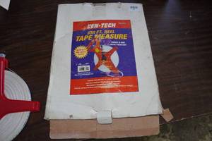 Cen-Tech 330 Reel Tape Measure