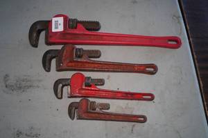4 Pipe Wrenches