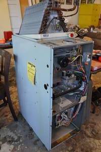 Carrier Natural Gas Furnace with AC Parts
