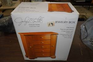 Jaclyn Smith Oak Finish Jewelry Box