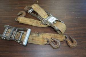 2 Large Ratchet Binders