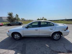 2004 Pontiac Grand Am SE1