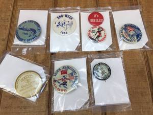 lot 133 image: Vintage Minnesota Pinback Buttons - Almost 100 Years