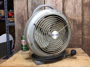 lot 177 image: Vintage Kenmore Electric Heater - 124.7204