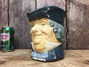 lot 178 image: Vintage Royal Doulton Toby Pitcher - Parson