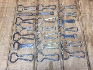lot 189 image: Nifty Group Classic Bottle Openers - Hammds - Schmidt