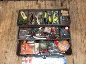lot 230 image: Old Tackle Box Full of Fishing