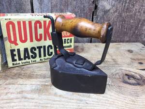lot 238 image: Antique Mini Sleeve Iron - Saleman Sample