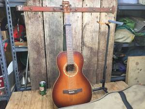 lot 259 image: Vintage Art & Lutherie Acoustic Guitar