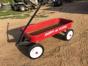 lot 247 image: Vintage Radio Flyer Wagon - Solid
