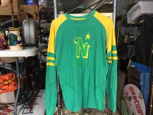 lot 267 image: Vintage MN North Stars Hockey Shirt - M
